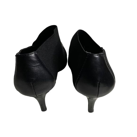 Bandolino Women's Black Pointed Toe Stitch Detail Heels - Picture 3 of 7